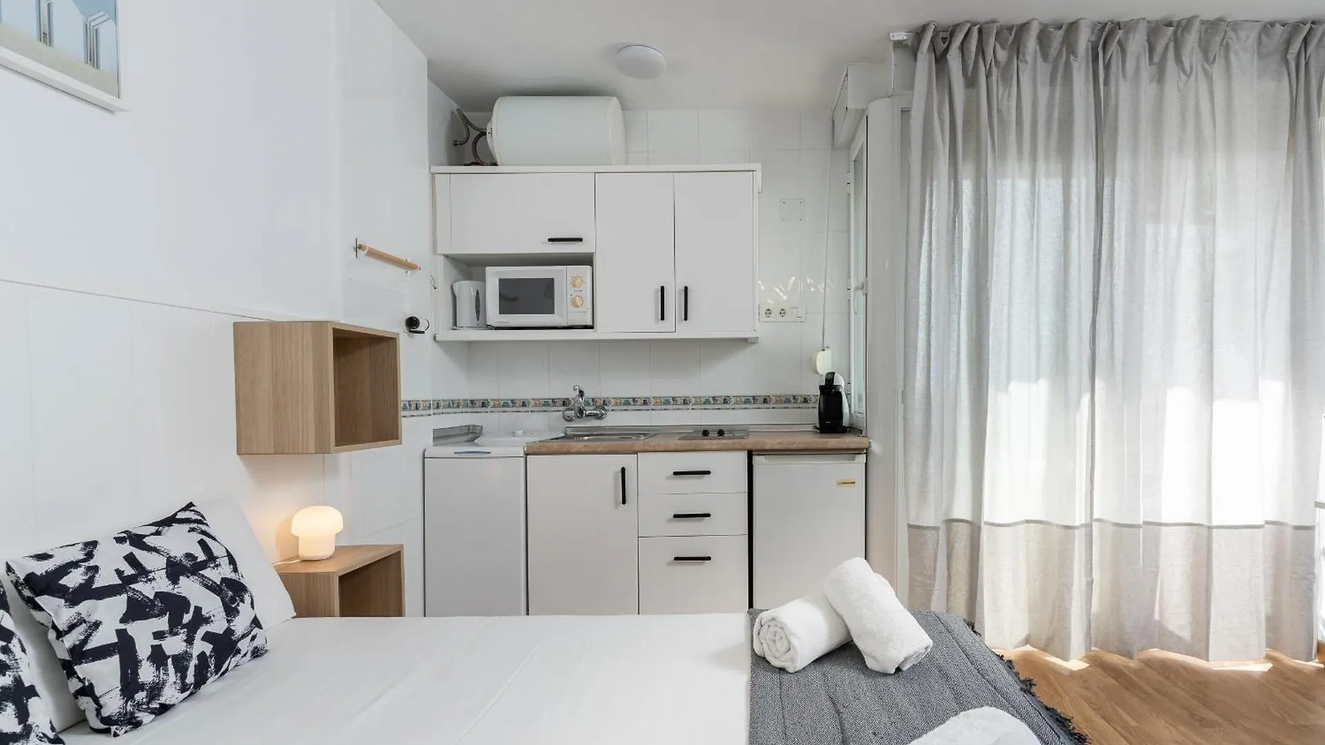 Blonzu Benin Apartment Benalmadena Spain